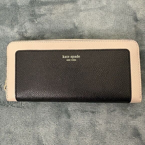 kate spade Handbags - Kate Spade Margaux Slim Continental Wallet Black & Warm Taupe